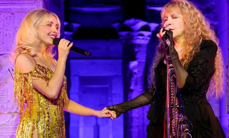 Sabrina Carpenter and Stevie Nicks Perform 'Landslide' at the Met Gala