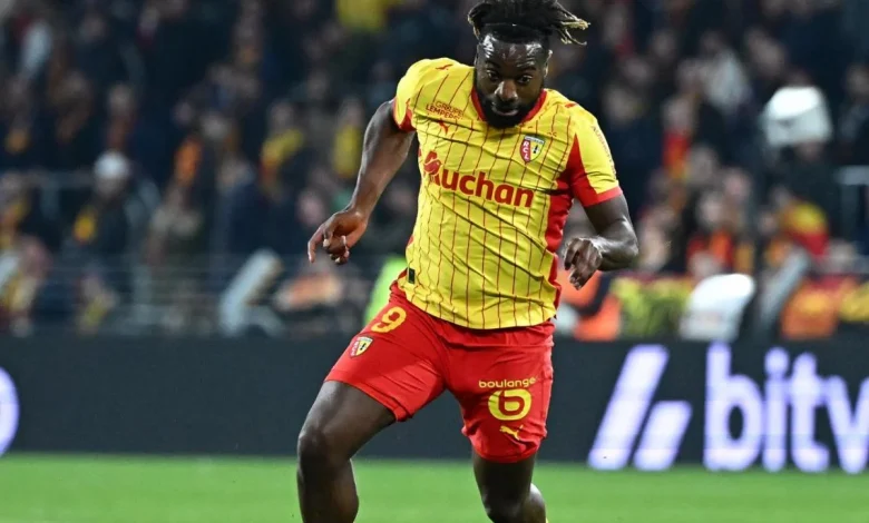 Saint-Maximin préféré à Saïd : les compositions de Lens - Nice pour la finale de la Coupe de France