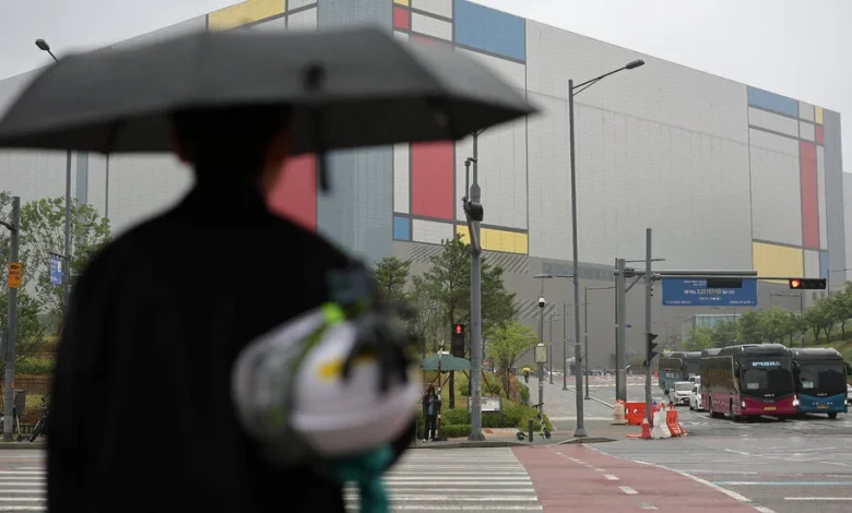 Samsung Averts a Walkout With Big Bonuses, but Discord Over A.I. Profits Brews