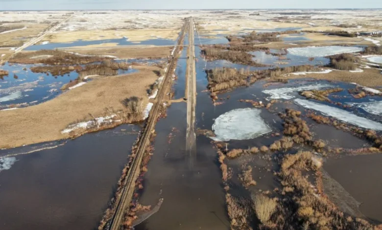 Saskatchewan flooding: Highways closed as spring melt covers roads