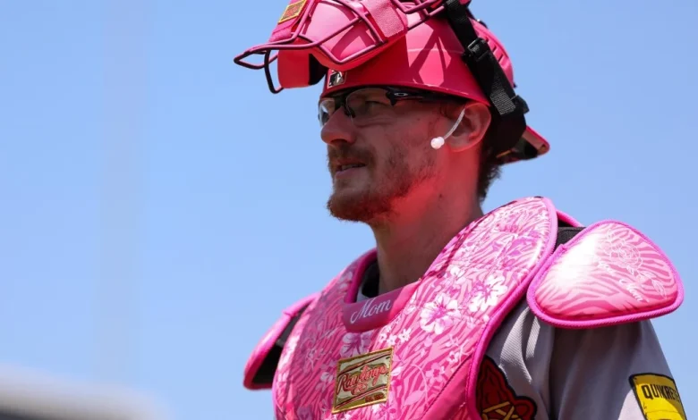 Sean Murphy status for Cubs series uncertain, Eli White in concussion protocol