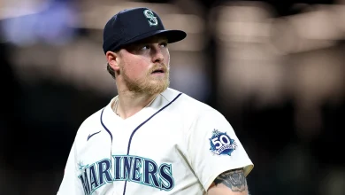 Seattle Mariners place Speier on IL, add 2 lefty relievers