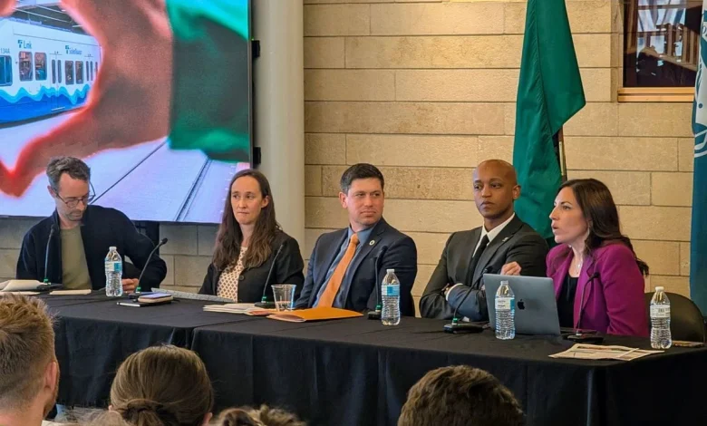 Seattle Sound Transit Leaders Rally to Avoid Light Rail Delays