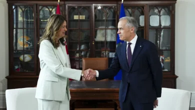 Secteur de l’énergie | Mark Carney et Danielle Smith feront une annonce vendredi