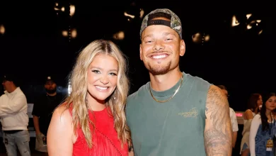 See Lauren Alaina, Kane Brown Reunite Backstage At iHeartCountry Festival