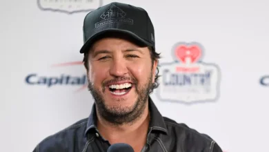 See Luke Bryan Show Off Golf Swing Backstage With Kane Brown, George Birge