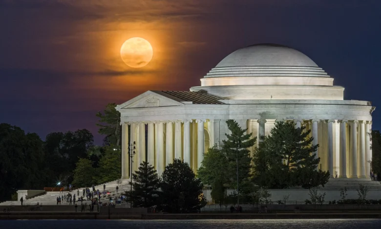 See May's full 'Flower Moon' bloom in gorgeous photos from around the world