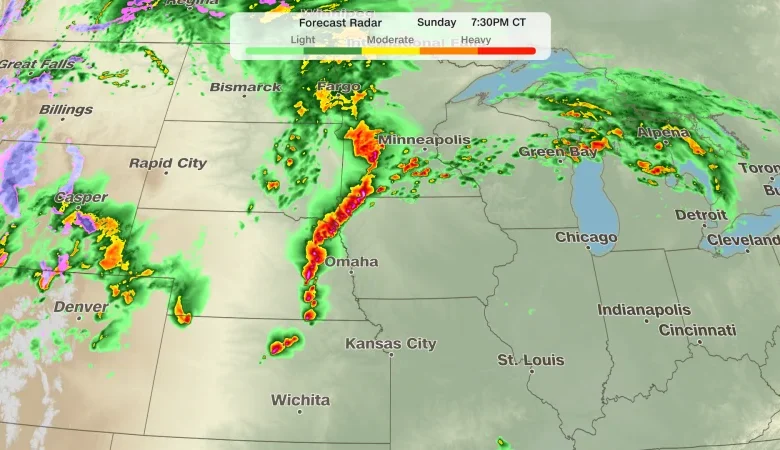 Severe storms with intense tornadoes possible in Central US through Monday