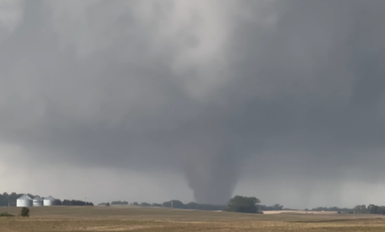 Severe weather outbreak targets millions across 1,000+ miles with violent tornadoes possible in Central Plains