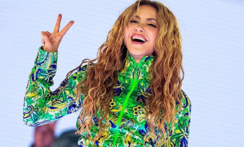 Shakira Draws 2 Million Fans to Free Copacabana Beach Concert