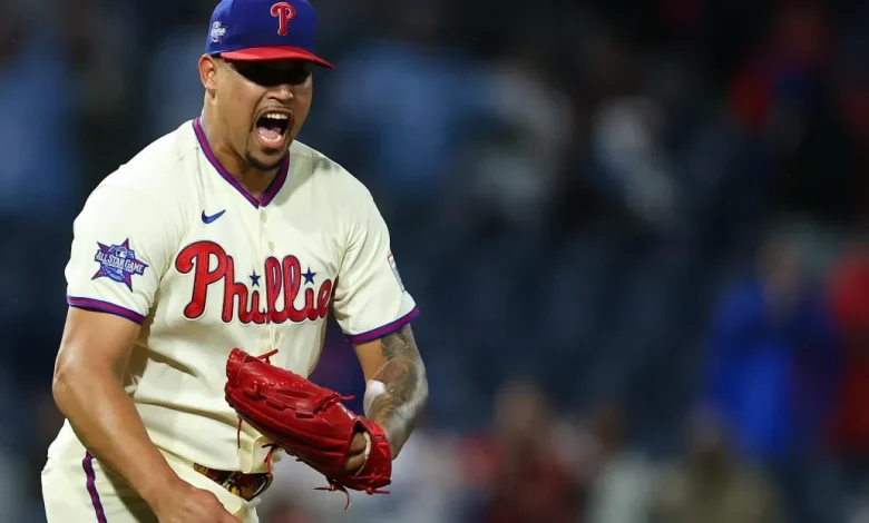 Should the Phillies begin contract extension talks with Jhoan Duran?