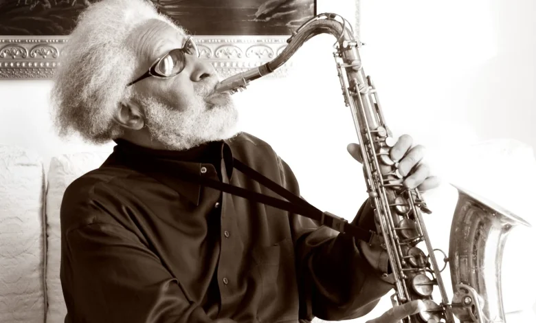 Sonny Rollins, ‘saxophone colossus’ of jazz, dies at 95
