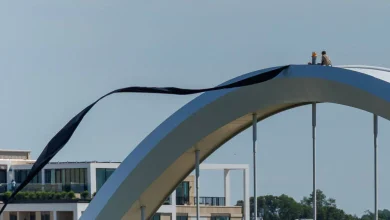 South Capitol Street reopens; ‘barricade situation’ remains after man scales Frederick Douglass Bridge