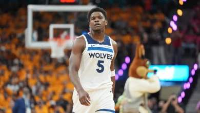Spark from Anthony Edwards off bench helps Timberwolves steal Game 1 on road from Spurs, 104-102