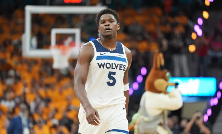Spark from Anthony Edwards off bench helps Timberwolves steal Game 1 on road from Spurs, 104-102