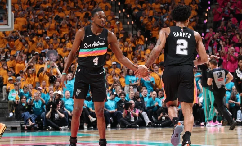 Spurs guards Fox, Harper to play in Game 4, Johnson says