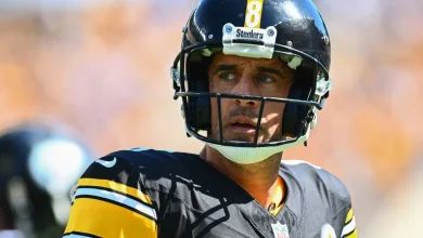 Steelers GM Omar Khan gives less than ideal update on Aaron Rodgers