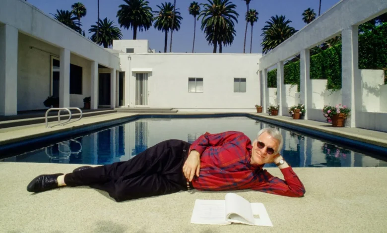 Steve Martin’s Minimalist Pool Structure Uses Sharp Geometric Lines and Lush Green Pockets – It's the Blueprint for 2026 Style