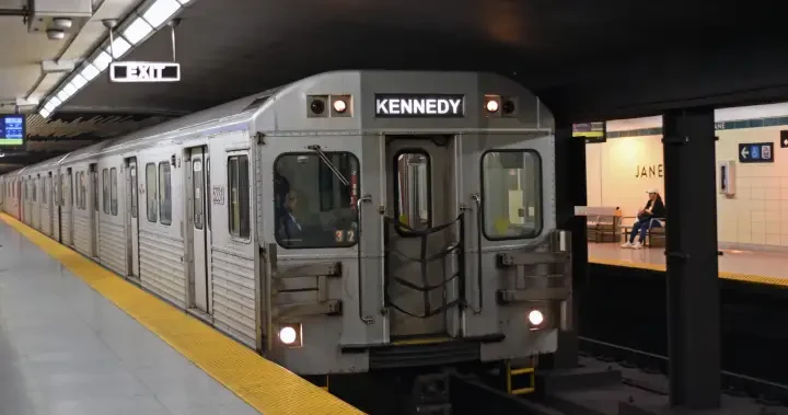 Subway service briefly suspended Friday morning as TTC issues continue
