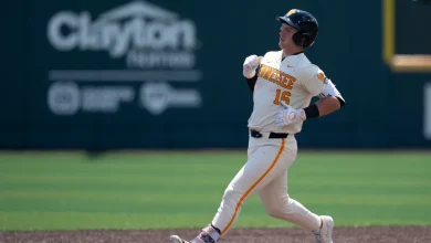 Tennessee baseball vs Oklahoma Game 2 live updates, game delayed in 7th inning