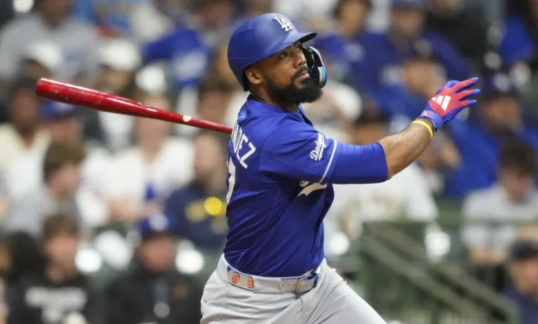 Teoscar Hernández To Be Placed On IL With Hamstring Strain