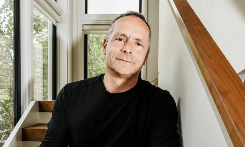 The Ex Google Executive Wants to Get People Off Their Screens.