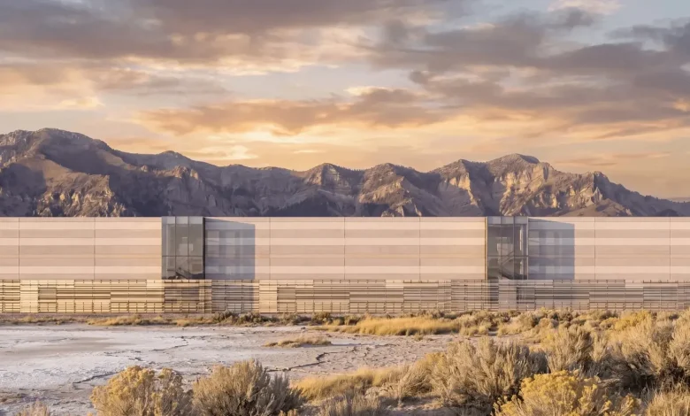 The world's largest data center was supposed to run on 100% natural gas. Utah's Republican governor says 'never.'