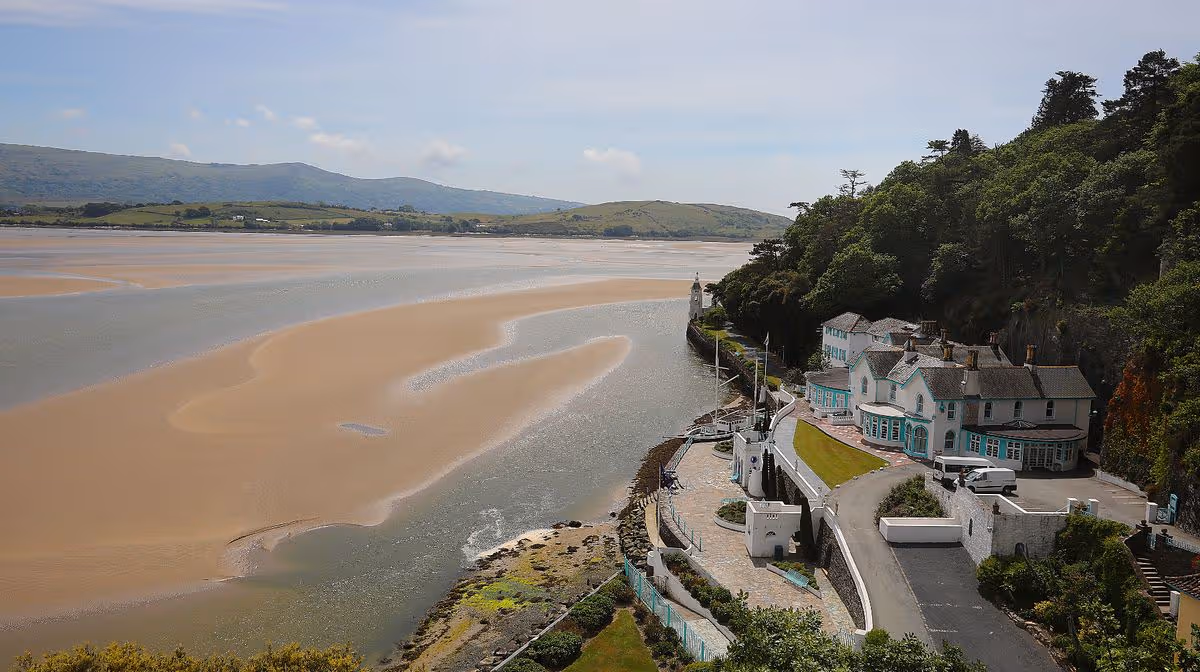 Three villages near Greater Manchester named among UK's prettiest to visit this summer