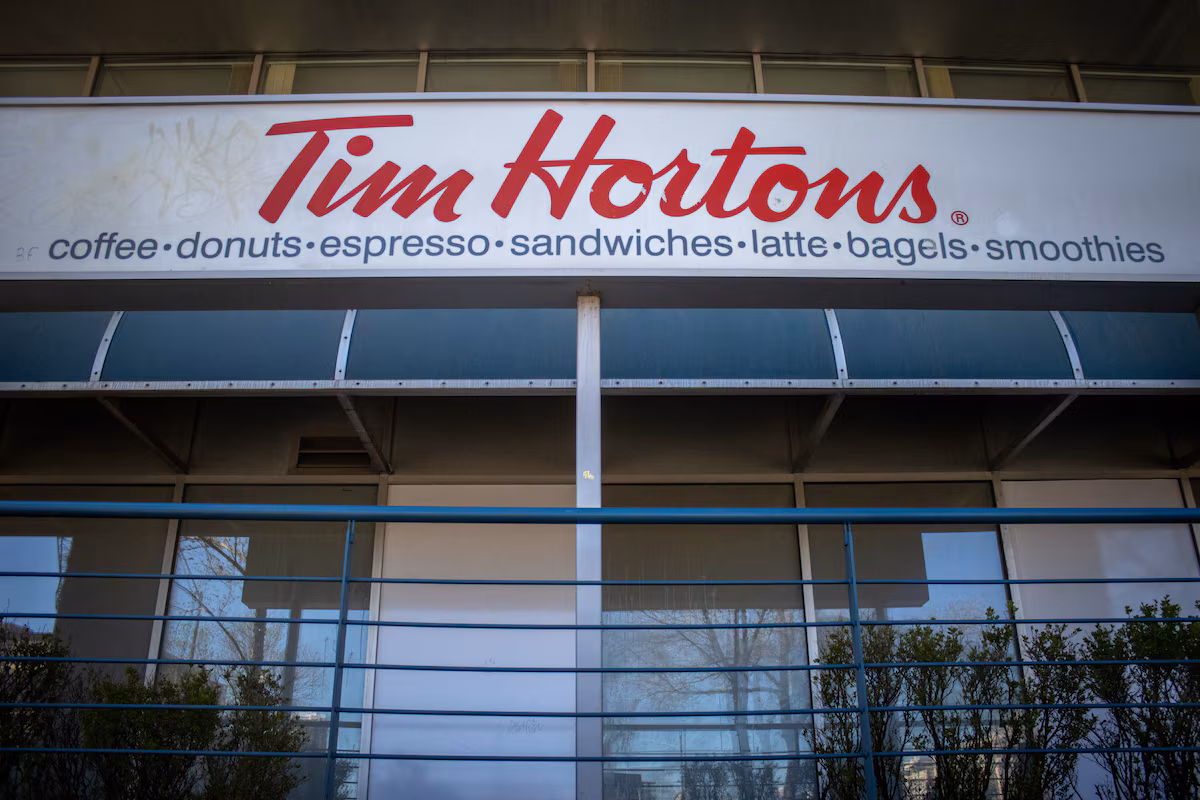 Tim Hortons to dial back use of Temporary Foreign Worker program, aims to hire 10,000 locally