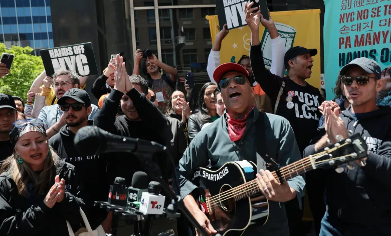 Tom Morello set to rage against D.C. machine with Springsteen and other stars - The Washington Post