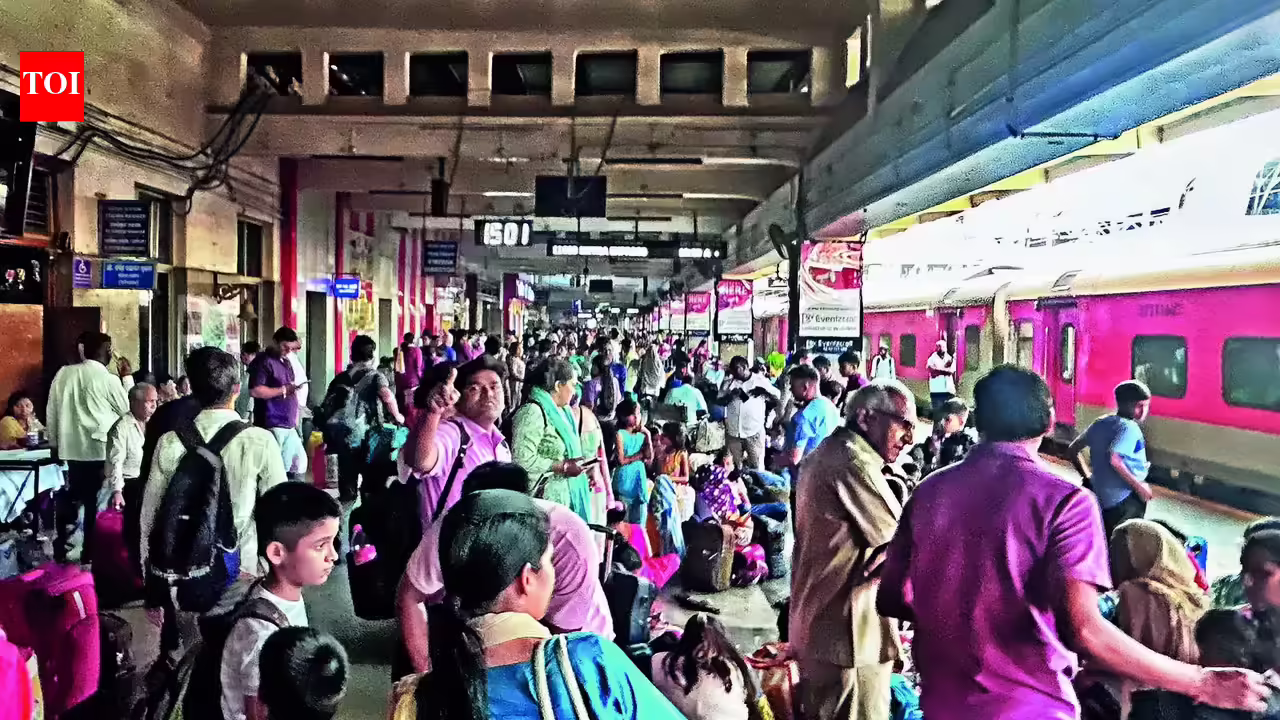 Trespassing deaths rise over 7% under Pune railway division between Jan and April