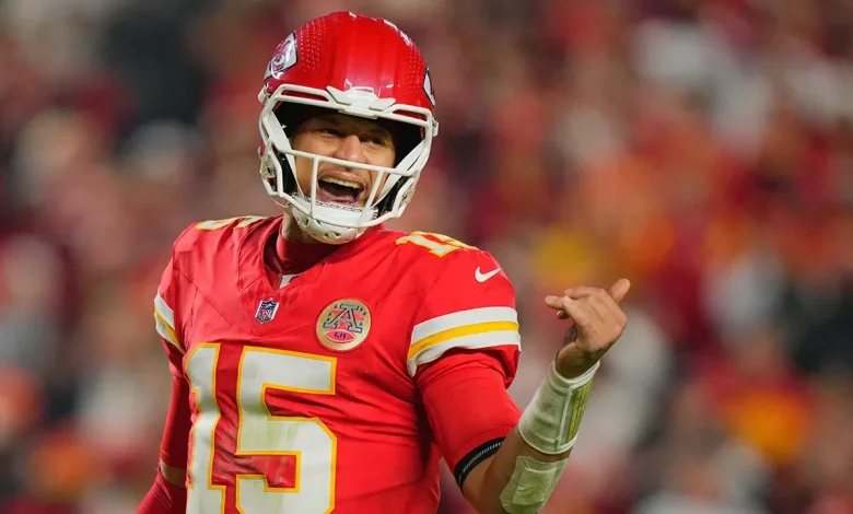Trump presses Kansas City BBQ restaurant owner on whether Patrick Mahomes will start Week 1 of NFL season