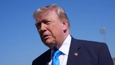 Trump says U.S. is "getting a lot closer" to agreement with Iran