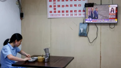 Trump warns Taiwan against declaring independence from China after meeting Xi