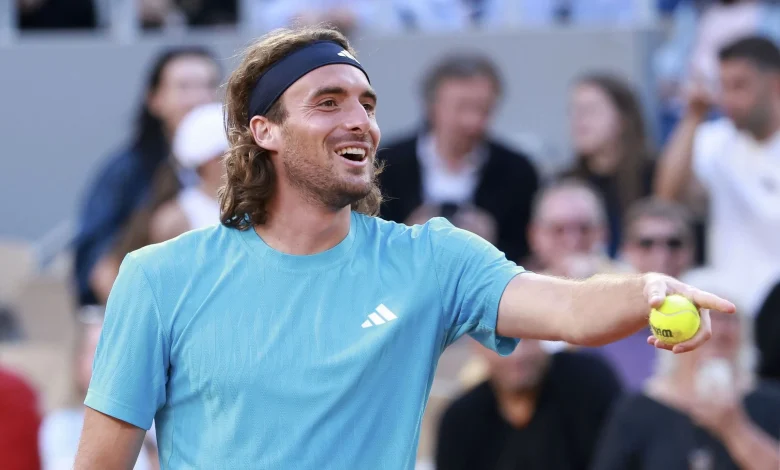 Tsitsipas: "Difficile immaginare che Sinner sarebbe diventato così forte. È un'ispirazione"
