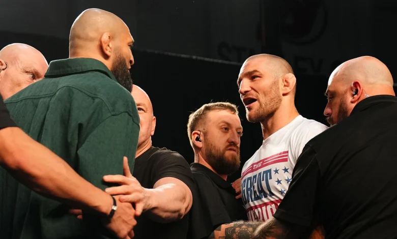 UFC 328 LIVE - Chimaev puts undefeated record on the line against Strickland