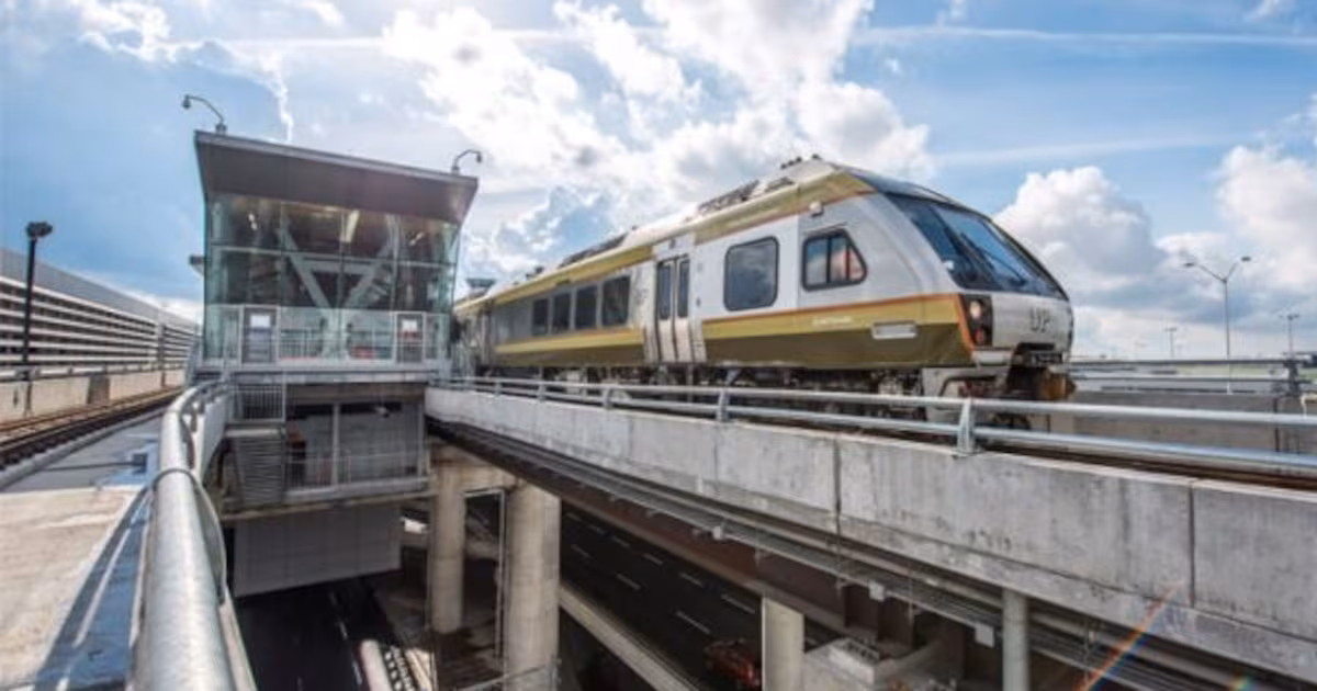 UP Express and GO Train service resumes after temporary disruption