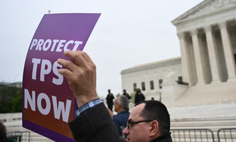 US judge bars Trump from ending protected status for Yemeni nationals