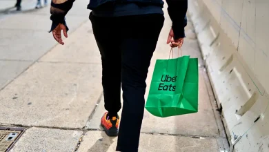 Uber and DoorDash bet on higher earners. It's paying off big.