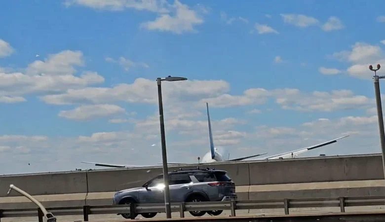 United Airlines Flight 169 collides with truck and light pole as it lands at Newark airport