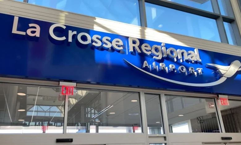 United Airlines delays La Crosse service launch to October due to Chicago airport restrictions