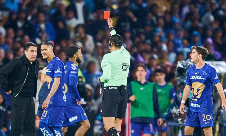 Uriel Antuna se va expulsado al 92’ y complica a Pumas en la Final ante Cruz Azul
