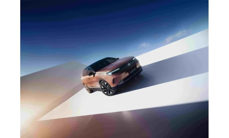 VAUXHALL OPENS ORDERS FOR NEW GRANDLAND GRIFFIN WITH ENHANCED SPECIFICATION AND LOWER PRICE