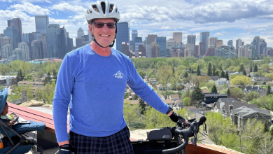 Vision problem leads to man's stage 4 lung cancer diagnosis, new drug extends survival