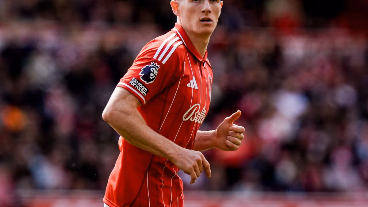 What Michael Carrick said about Elliot Anderson amid Manchester United transfer interest