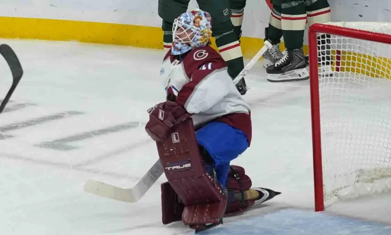 Wild chase Avalanche's Wedgewood in second period of Game 3