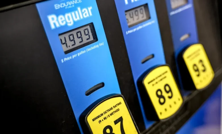 Will gas prices drop this year? Here's what experts are saying