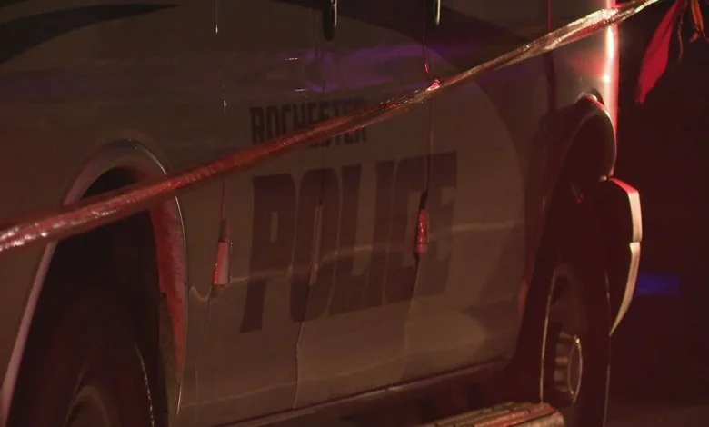 1 injured in stabbing attack at Clifford Avenue