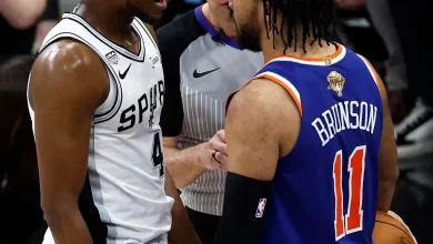 Jalen Brunson, De'Aaron Fox stare each other down in heated NBA Finals moment