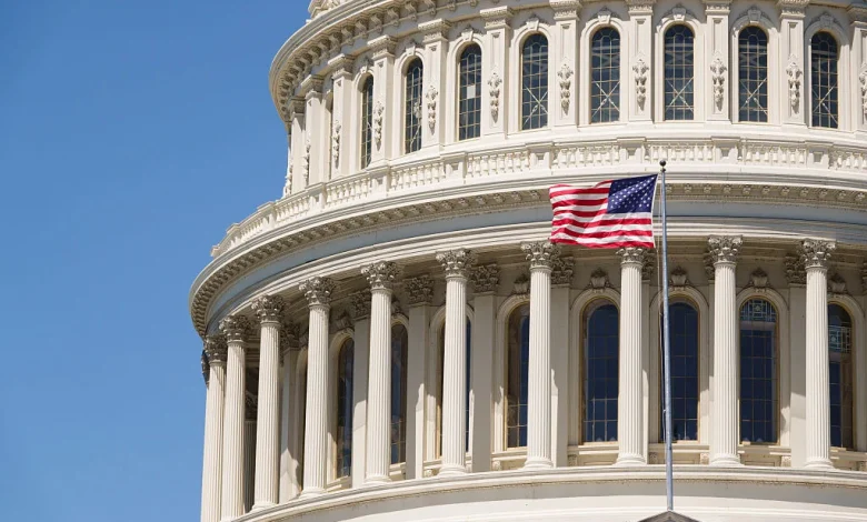 20 House Republicans Break Ranks to Join Democrats in Passing Pro-Union Bill